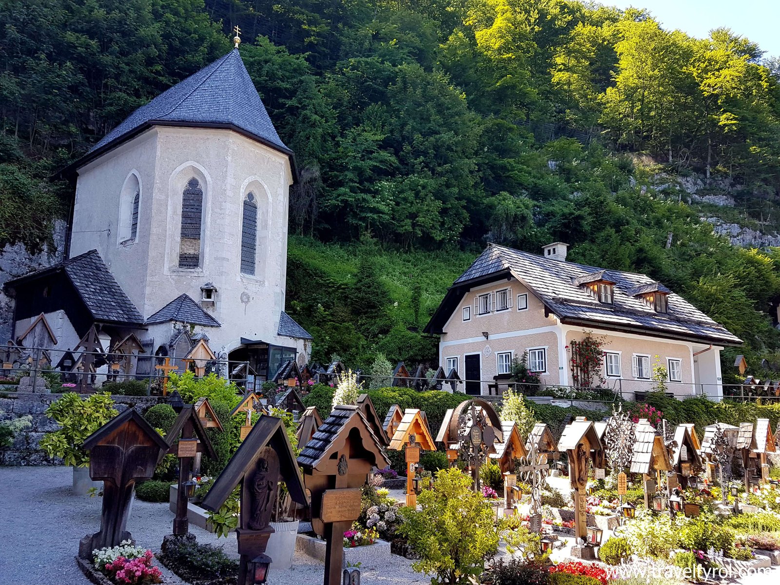 Hallstatt - Hòn Ngọc Vô Giá Của Nước Áo - Du lịch Travelinks