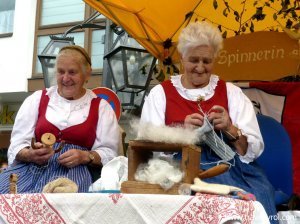 How To Wear A Dirndl Dress Like An Austrian Travel Tyrol Blog